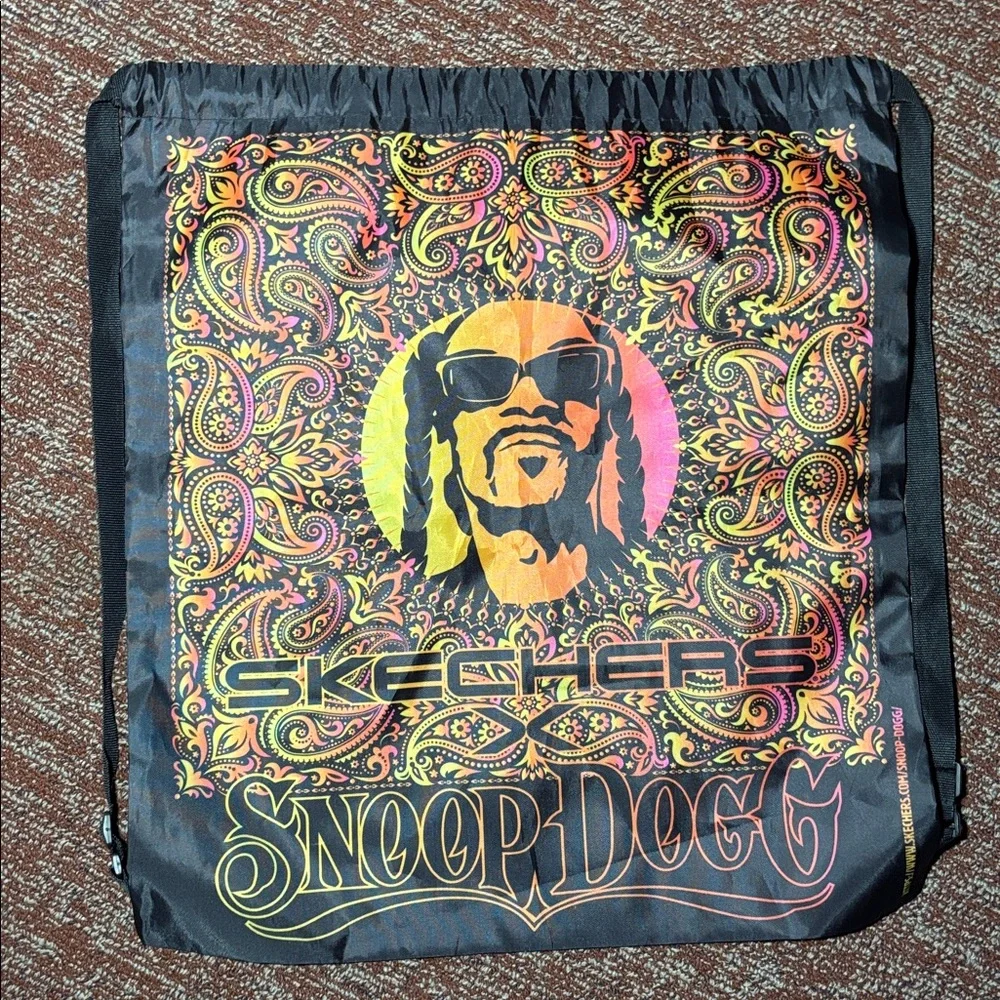 Snoop Dog for Sketchers black drawstring backpack